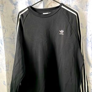 Adidas Sweater Like New ✨⚫️